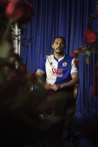 blackburn_rovers_25_26_macron_home_kit_h.jpg