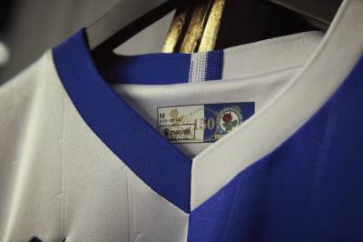 blackburn_rovers_25_26_macron_home_kit_n.jpg