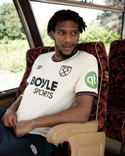 west_ham_united_25_26_umbro_away_kit_a.jpg