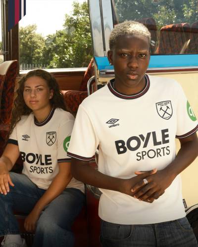 west_ham_united_25_26_umbro_away_kit_c.jpg