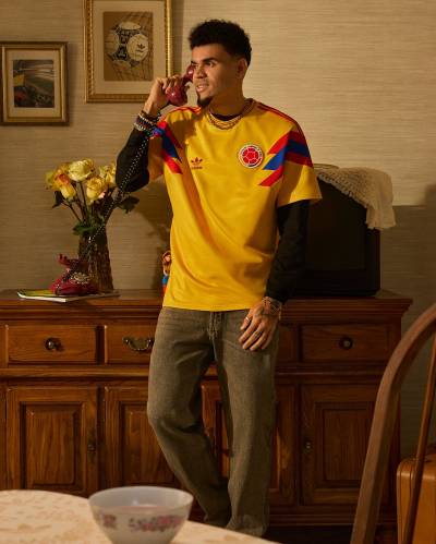 colombia_1990_adidas_home_jersey_a.jpeg