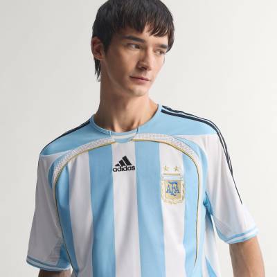 argentina_2006_adidas_home_reissue_jersey_a01.jpg