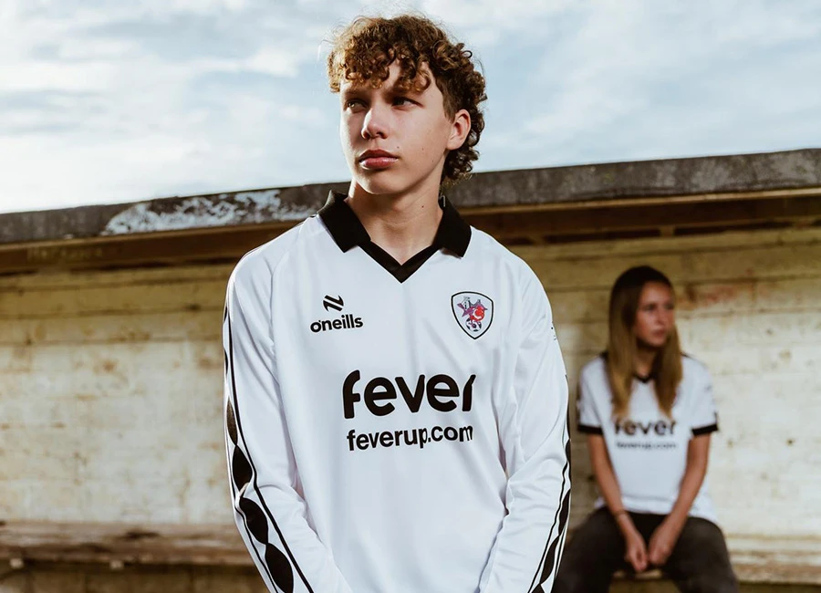 Bristol City 25/26 O’Neills Away Kit