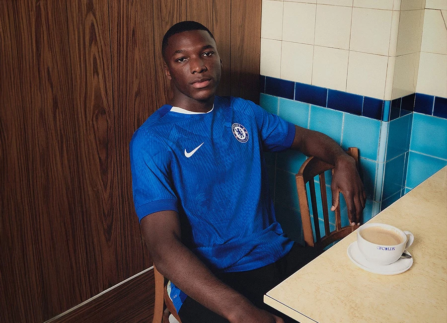 Chelsea 25/26 Nike Home Kit