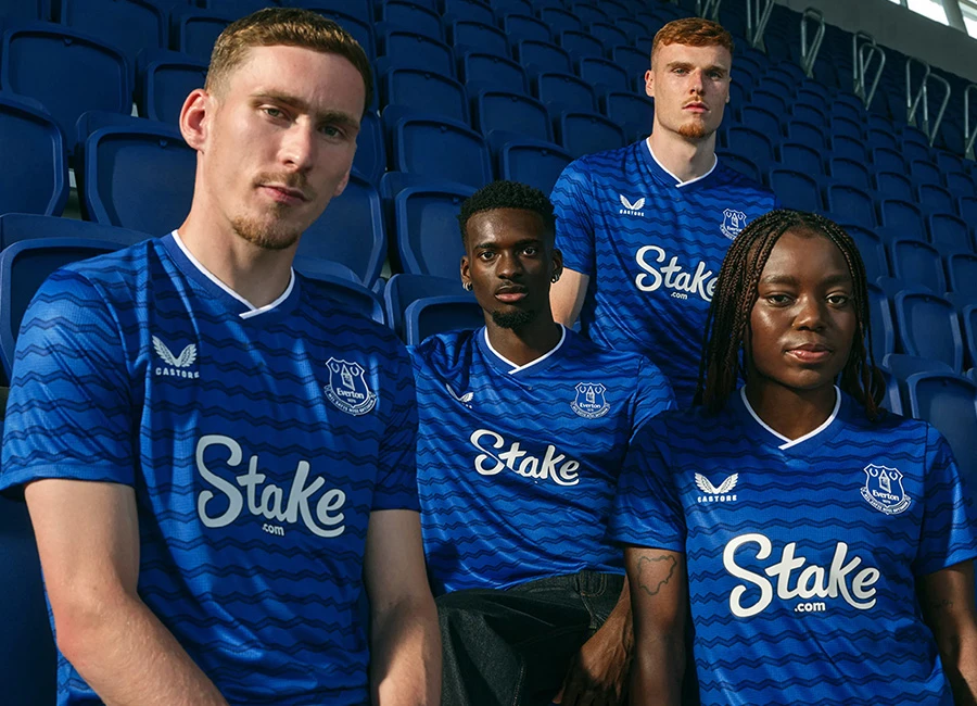 Everton 25/26 Castore Home Kit