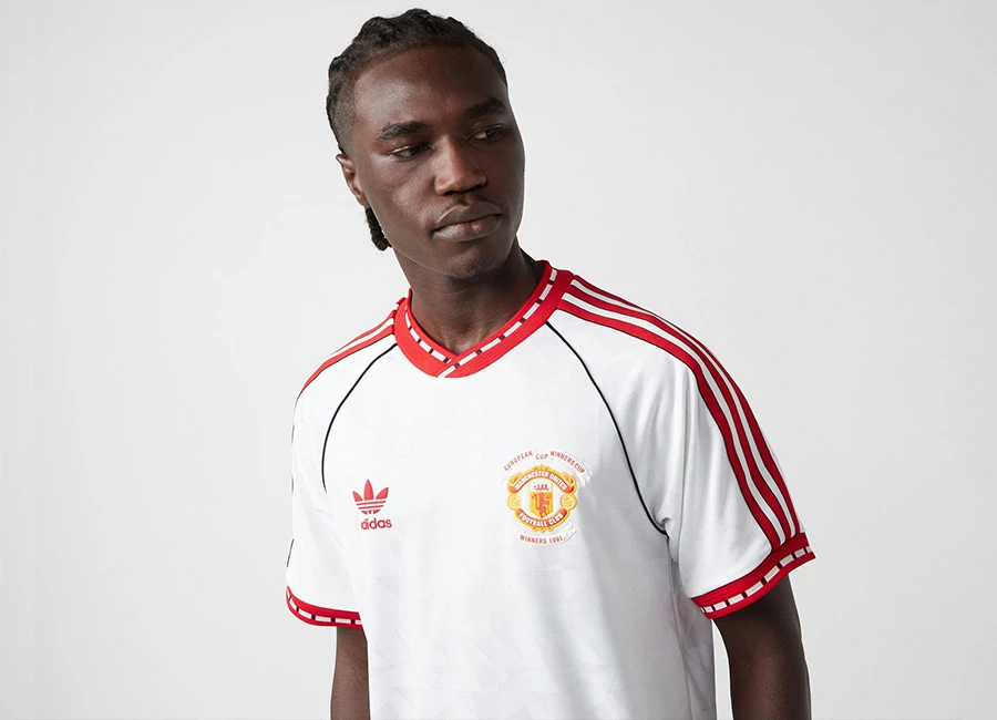 Manchester United 1991 Adidas European Cup Winners’ Cup Reissue away shirt