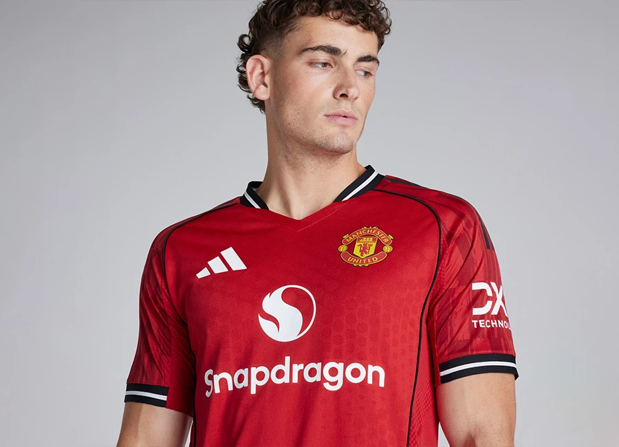 Manchester United 25/26 Adidas Home Kit